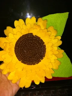 (DIY) Tutorial Membuat Bunga Matahari dari Kain Flanel
