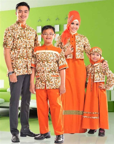 Trend model baju muslim batik sarimbit couple keluarga terbaru 2017/2018