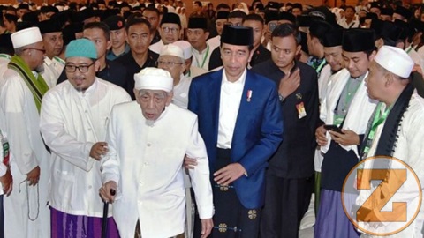 Profil Mbah Moen, Seorang Ulama Dan Kyai Sepuh Kharismatik Dari Indonesia