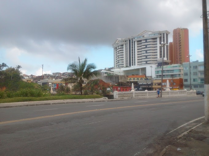 Lâmpadas queimadas deixam a  Rua da Paciência  às escuras