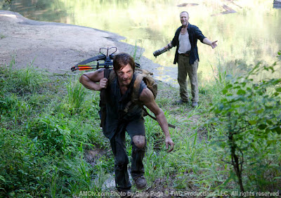 The Walking Dead - 3x10 - Daryl Dixon (Norman Reedus) e Merle Dixon (Michael Rooker)