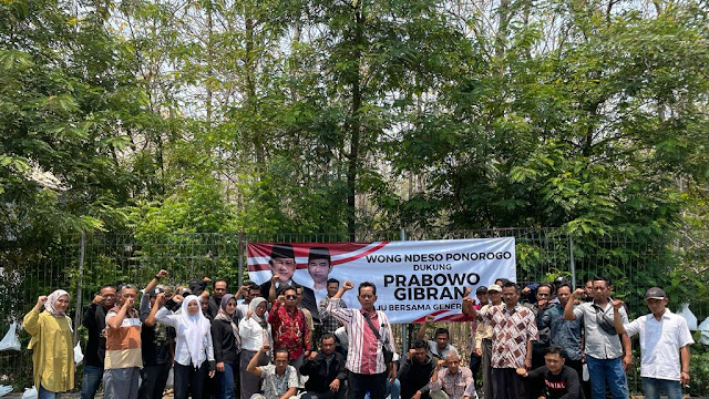 Ratusan Relawan Wong Ndeso Ponorogo Deklarasi Dukung Prabowo-Gibran