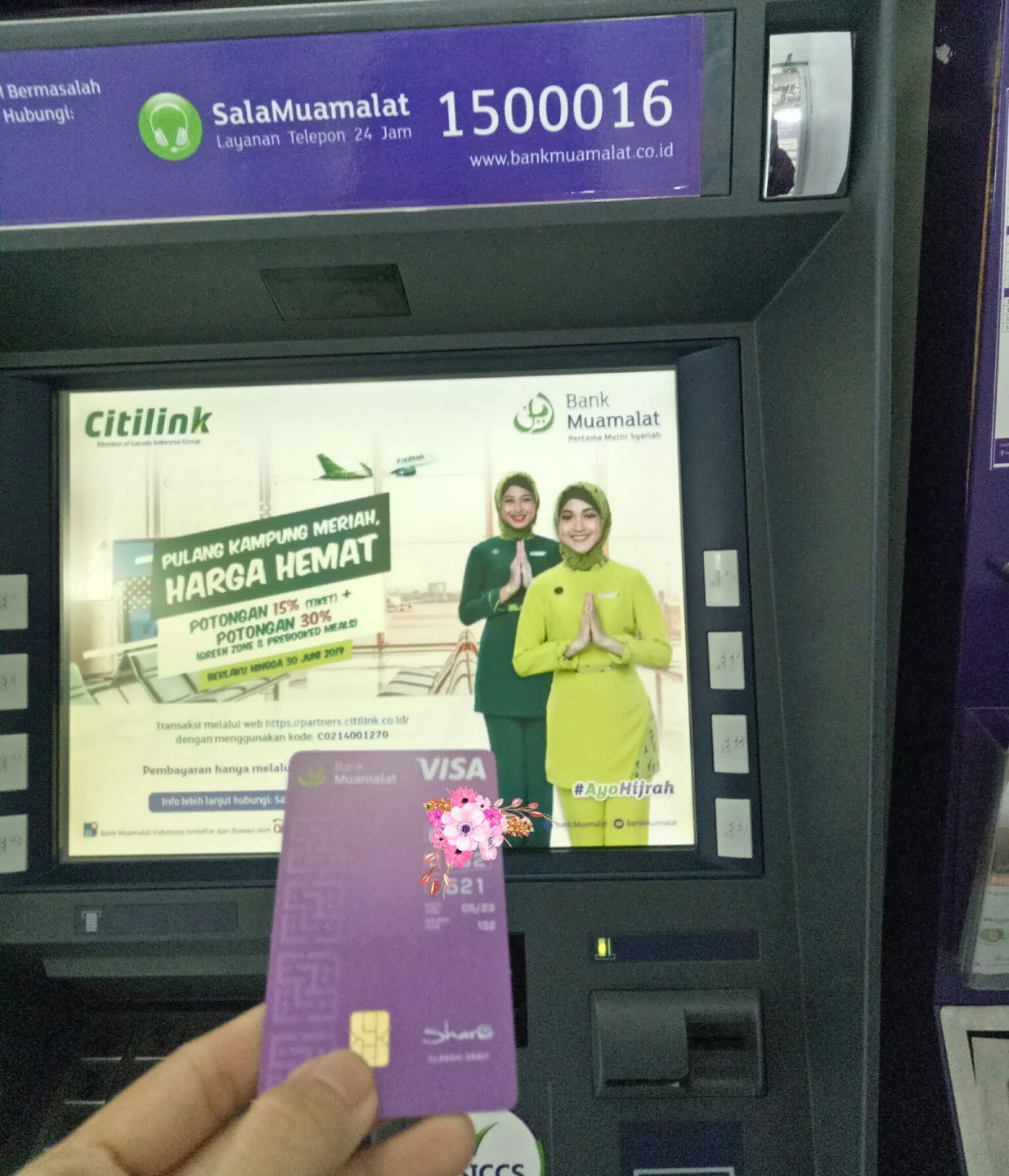 Di Jogja saya mudah aja menemukan ATM bank Muamalat Bahkan di tempat saya di daerah Pleret Bantul ATM bank Muamalat adalah satu satunya ATM bank syariah