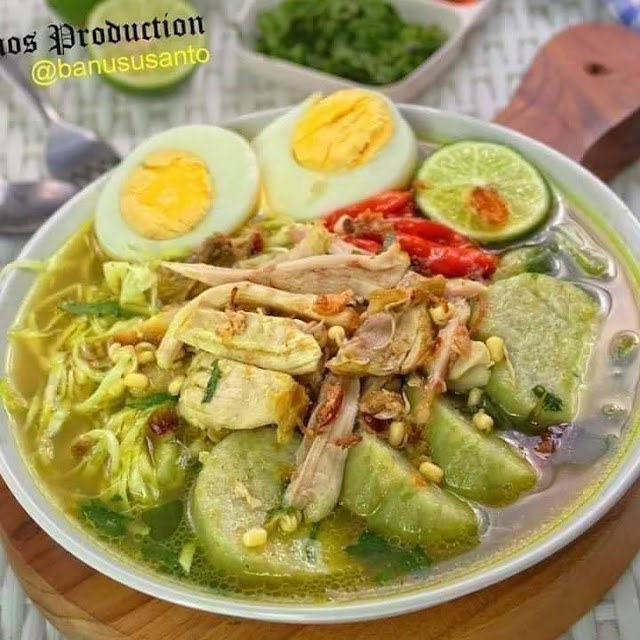 lontong soto ayam