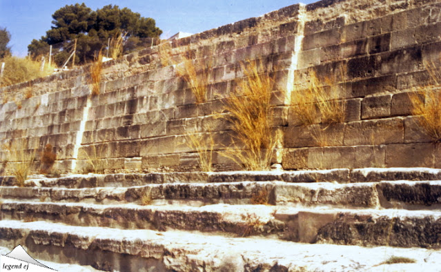 ミノア文明・フェストス宮殿遺跡・擁壁 West Wall, Phaestos Palace／©legend ej