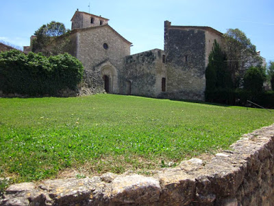 Monasterio de Sant Sebastia dels Gorgs en Catalunya