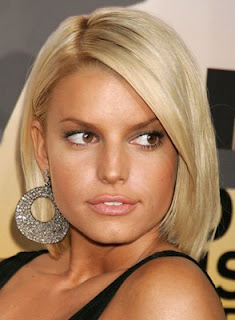 Jessica Simpson Hairstyles, Celebrity Hairstyles, Blonde Hair, Medium Hair, Straight Hair, Wavy Hair