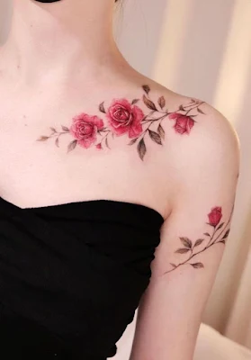 E, claro, não podemos esquecer das tatuagens florais, um clássico que nunca sai de moda. Rosas, lírios, e margaridas continuam a enfeitar braços, costas e tornozelos, trazendo consigo a beleza da natureza para a sua pele.