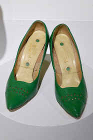 Mrs Maisel season 2 Midge green shoes