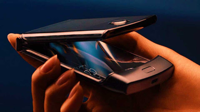 foldable phone,motorola,foldable,motorola razr foldable smartphone,motorola razr 2019,motorola razr flip phone,moto razr foldable,moto razr launch date,motorola razr is ‘made in india’ foldable android,moto razr 2019,motorola android phone,sharp foldable phone,samsung foldable phone,foldable phone tvc,the motorola moto,foldable phone review