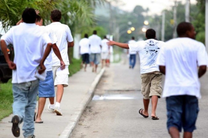 Pesquisa CNT: 77,4% dos brasileiros são contra as “saidinhas” de presos