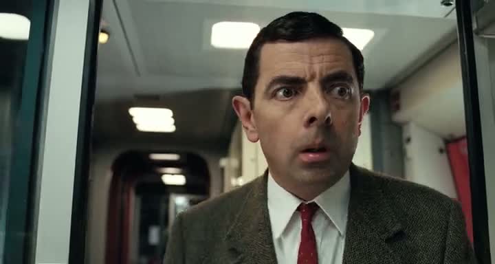 Screen Shot Of Mr. Bean's Holiday (2007) Dual Audio Movie 300MB small Size PC Movie