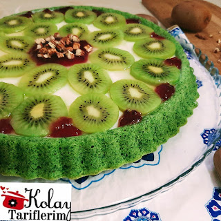 Tart Kalıbında Ispanaklı Muhallebili Kek Tarifi