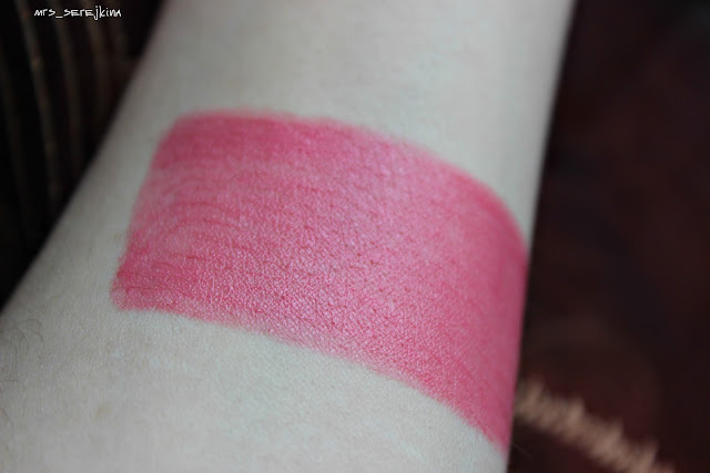 Розовый цветок/Pink Blossom - Avon Ultra Color Indulgence Lip Color