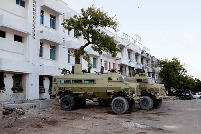 Somali security forces receive security for the presidential complex from African forces