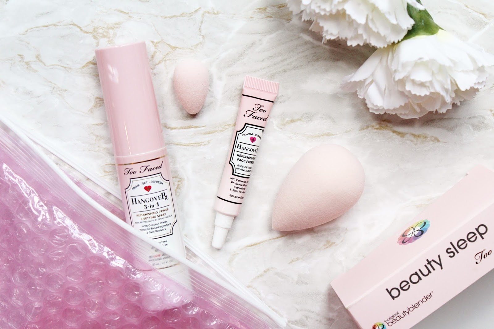 Beautyblender x Too Faced Beauty Sleep Set 