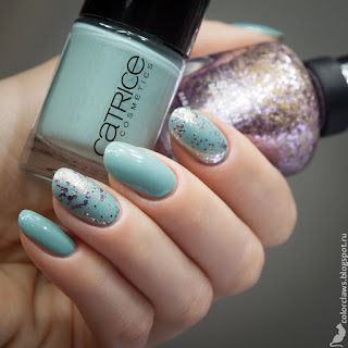 Catrice #56 Minter Wonderland + Sally Hansen Glitter Bomb