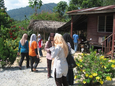 Selamat Datang ke Blog Dr. Azwan: PROGRAM ORANG ASLI DI 