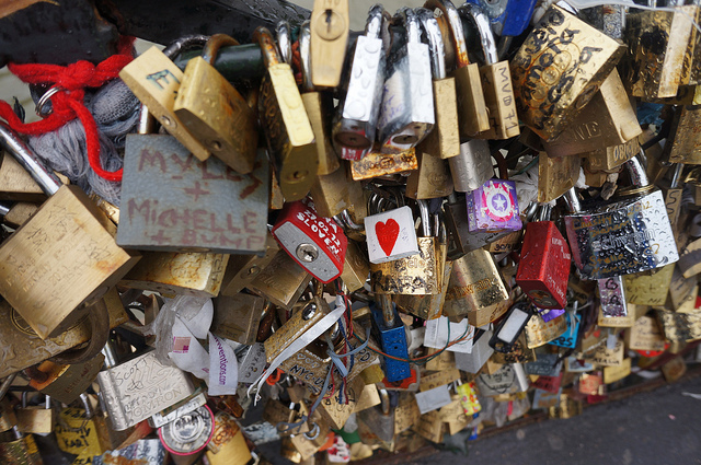 Bridge In Paris With Locks4