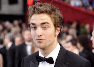 Robert Pattinson Hairstyle Ideas for Men