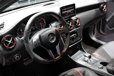 Interior de Mercedes A45 AMG