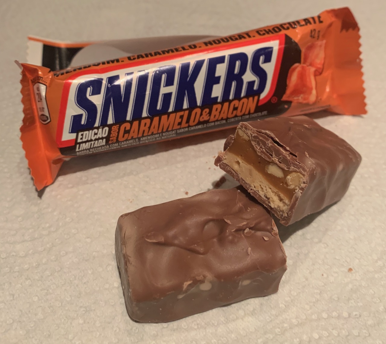 FOODSTUFF FINDS: Snickers Caramel &amp; Bacon Edition (Candy Mail) By @Cinabar
