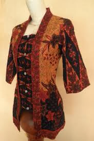 Kebaya Batik Jawa