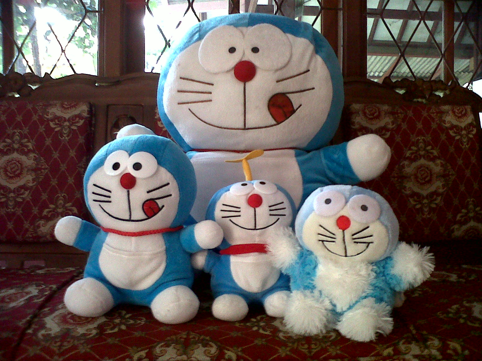 Foto Lucu Boneka Doraemon Terbaru Display Picture Unik