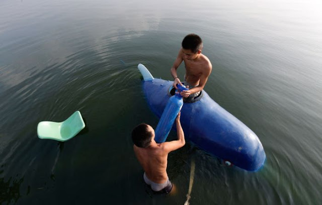 Handmade Chinese Submarine