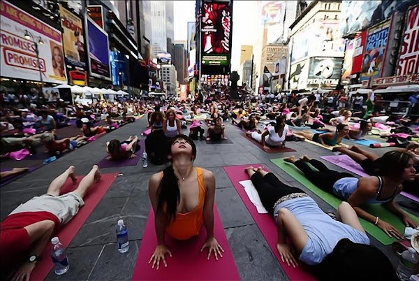 Yoga at times Square NewYork Images