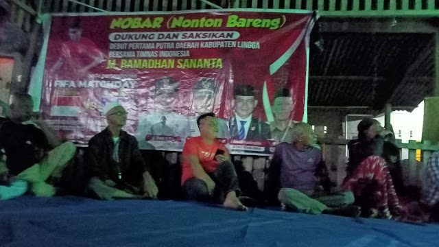 Bupati Lingga Nobar bersama Warga Dukung Atlet Daerah di Timnas