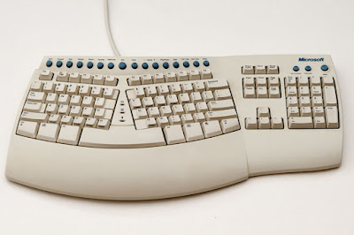 Microsoft Natural Keyboard Pro- front view