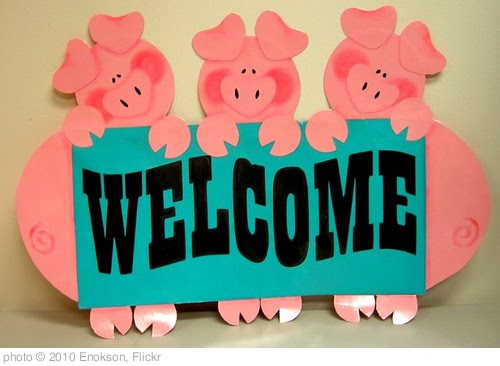 'Welcome Piggies' photo (c) 2010, Enokson - license: http://creativecommons.org/licenses/by/2.0/