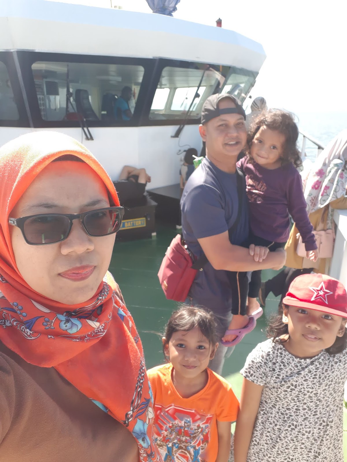 Tips Jimat Bercuti Ke Pulau Langkawi Naik Roro Langkawi Auto Express Marina Bashah