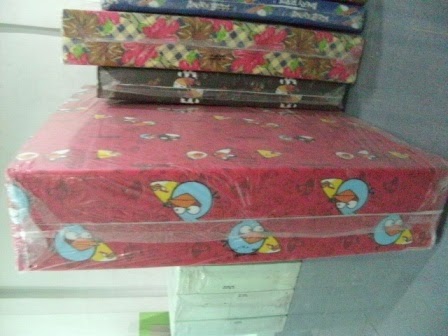 kasur inoac cover motif angry bird merah