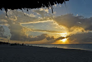 There are already several Aruba Sunset images posted in my Archive, but, . (aruba sunset)