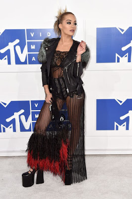 MTV VIDEO MUSIC AWARDS