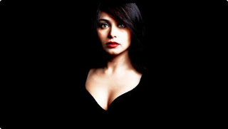 Rani_Mukherjee_with_black