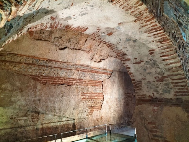cisterna villa romana varignano liguria