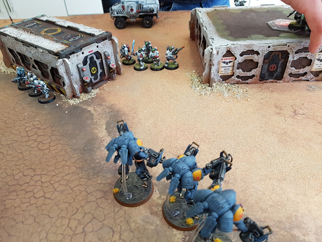 Warhammer 40k battle report - Eternal War - Vital Intelligence - 1500 points - Inquisition and Militarum Tempestus vs Space Wolves