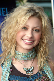 Alyson Michalka photo