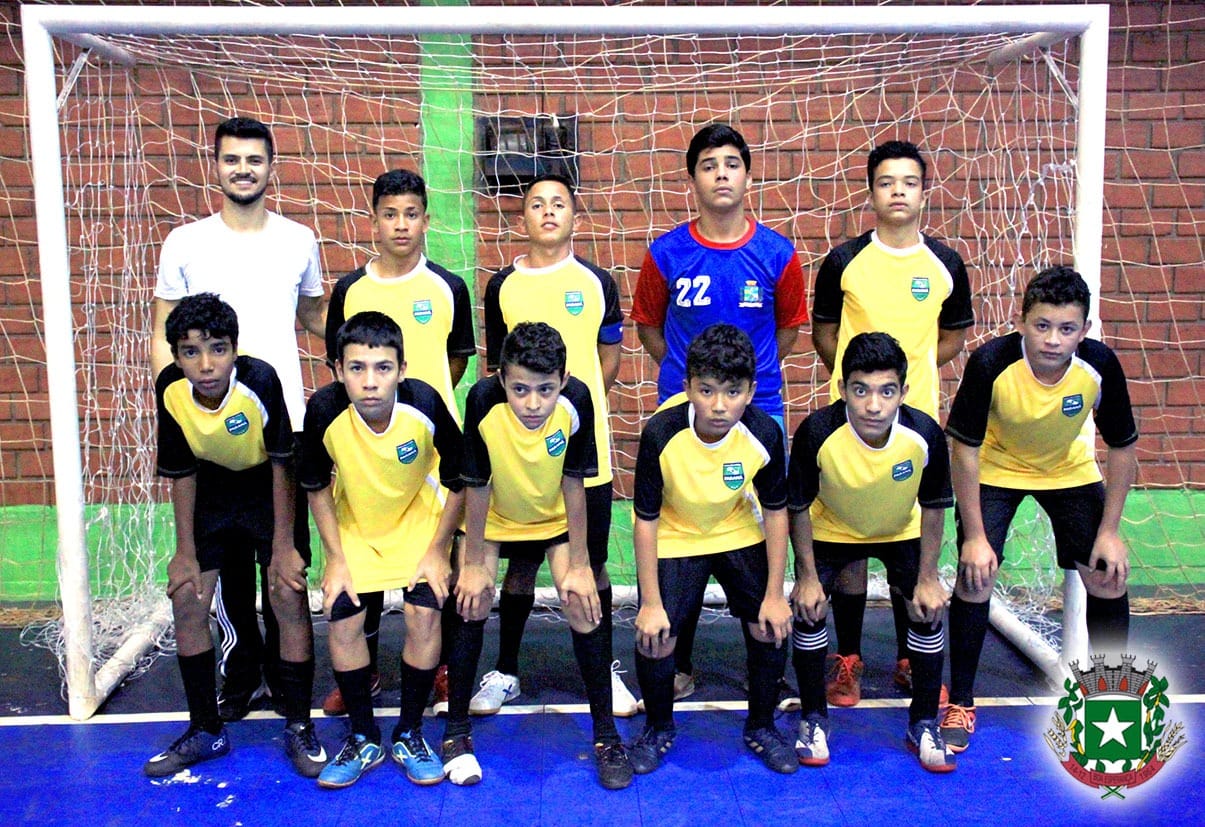 Futsal da EEB Orlando Bertoli é destaque nos JESC - Rede Vale Norte