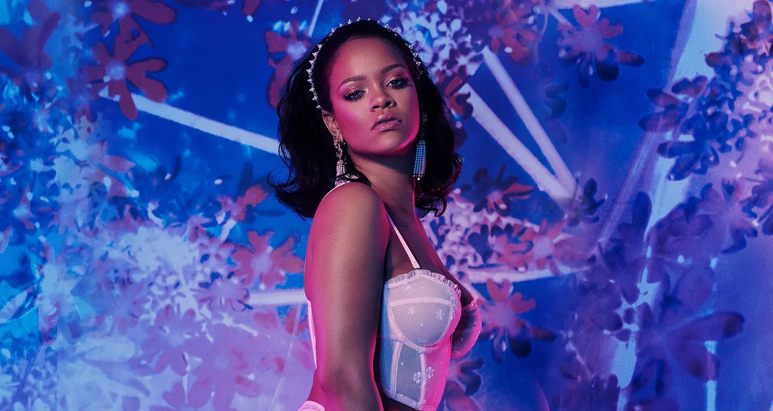 Rihanna sexy lingerie model photoshoot