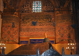 Mevlânâ Celâleddîn Rûmî'nin Mevlana Müzesi'nde bulunan türbesi, Konya.