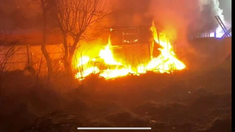 Incendio afecta vivienda en Puerto Montt