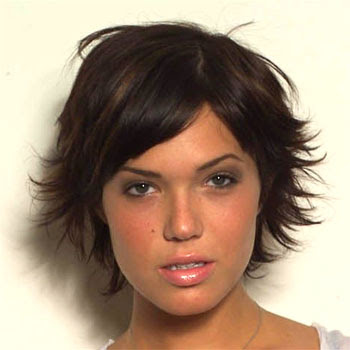 Yewig Long Straight Kanekalon Brown 2010 the Trendy Celebrity Hairstyle Wig.