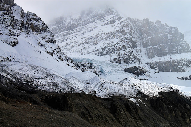 banff national park geology trip travel roadtrip geologist glacier lake mountains rocks ©rocdoctravel.com hiking Canada