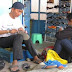 Kisah Bayu Mahasiswa Informatika Jadi Tukang Sol Sepatu demi Biayai Kuliah