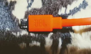 TUNE110BT用充電用USBケーブル