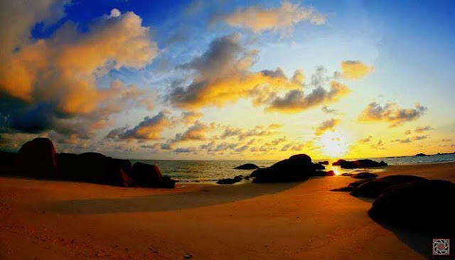 Menikmati Keindahan Pantai Rambak Di Pulau Bangka  